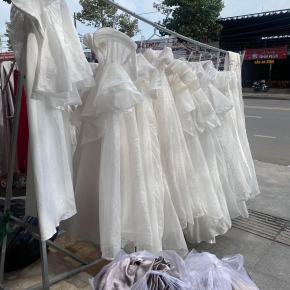 Dịch Vụ Giặt Váy Cưới Cao Cấp Tại Biên Hòa
